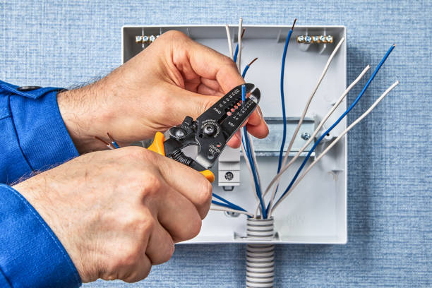 Best Industrial Electrical Services  in Halsey, OR